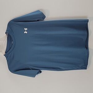 Under Armour loose fit heargear tee